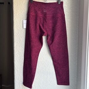 Beyond Yoga Womens L Cropped Leggings Magenta Space Dye High Waisted